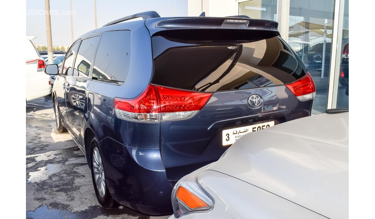 Toyota Sienna