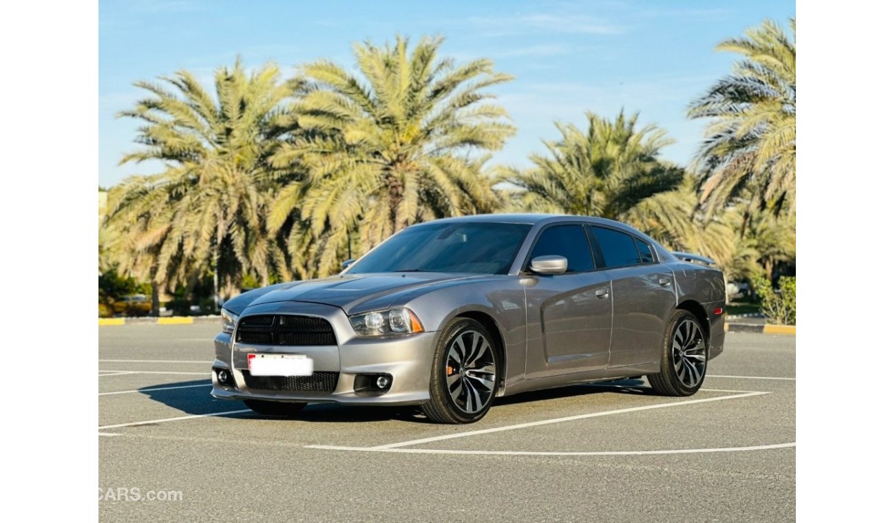 Dodge Charger R/T DODGE CHARGER V8 MODEL 2013 RT KIT SRT