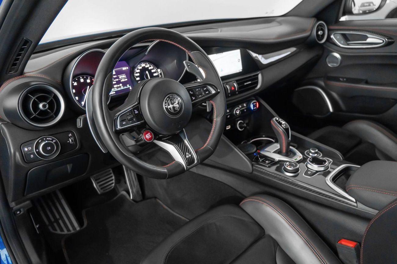 Alfa Romeo Giulia Quadrifoglio 2.9L (505 HP)