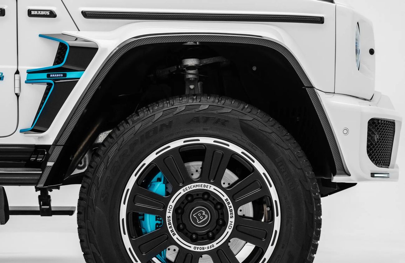 Mercedes-Benz G 63 AMG 4X4² 4.0L V8 Bi-Turbo Engine