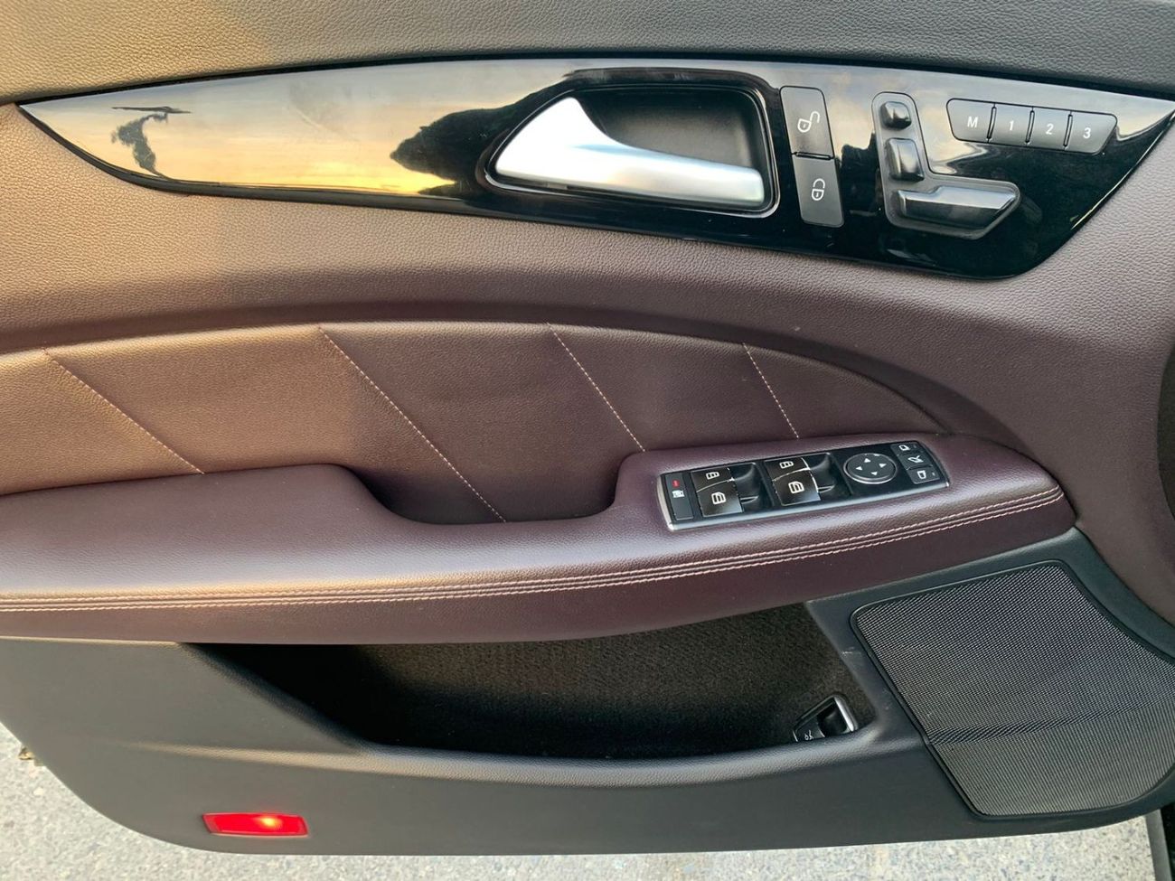 Mercedes-Benz CLS 500 Std Mercedes CLS 500_GCC_2014_Excellent Condition _Full option