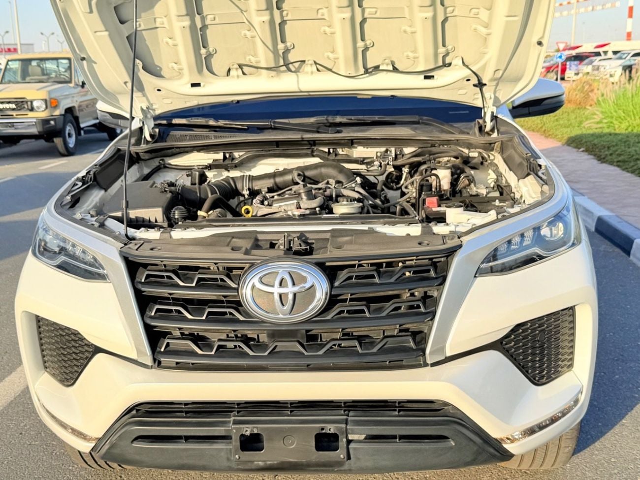 تويوتا فورتونر EXR 2.7L (164 HP)