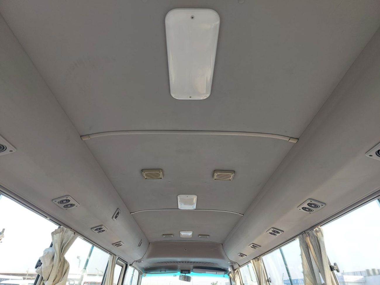 Toyota Coaster (RAMADAN OFFER) TOYOTA COASTER BUS RHD 2008 MODEL 4.0 L DIESEL AUTOMATIC(PM03108)