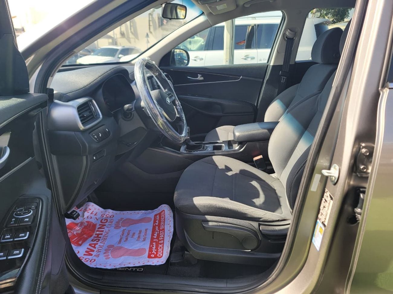 Kia Sorento LX 3.3L