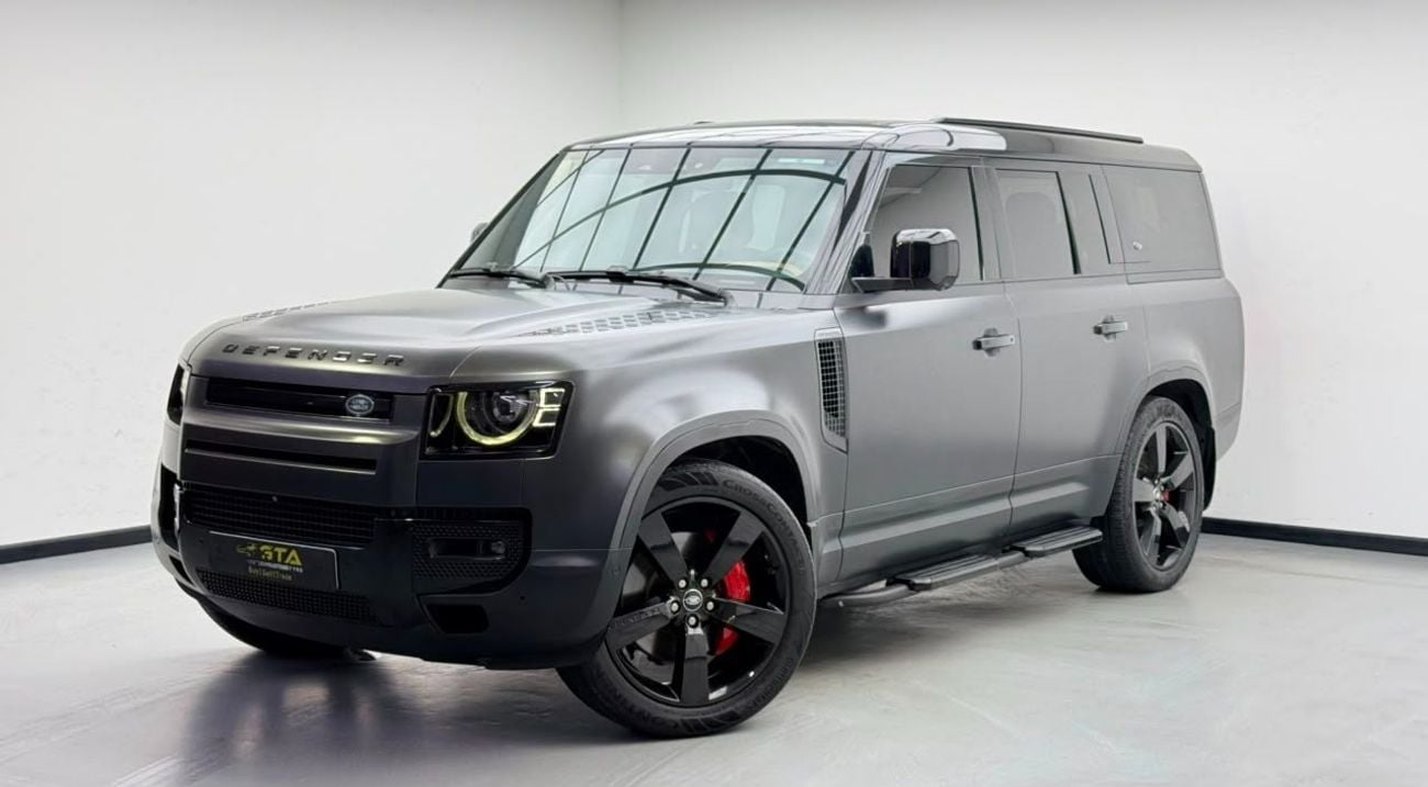Land Rover Defender 130 HSE P400 2023 Land Rover Defender 130 HSE P400, 5 Year LR Warranty + Service Pack, 8 Seater, GCC