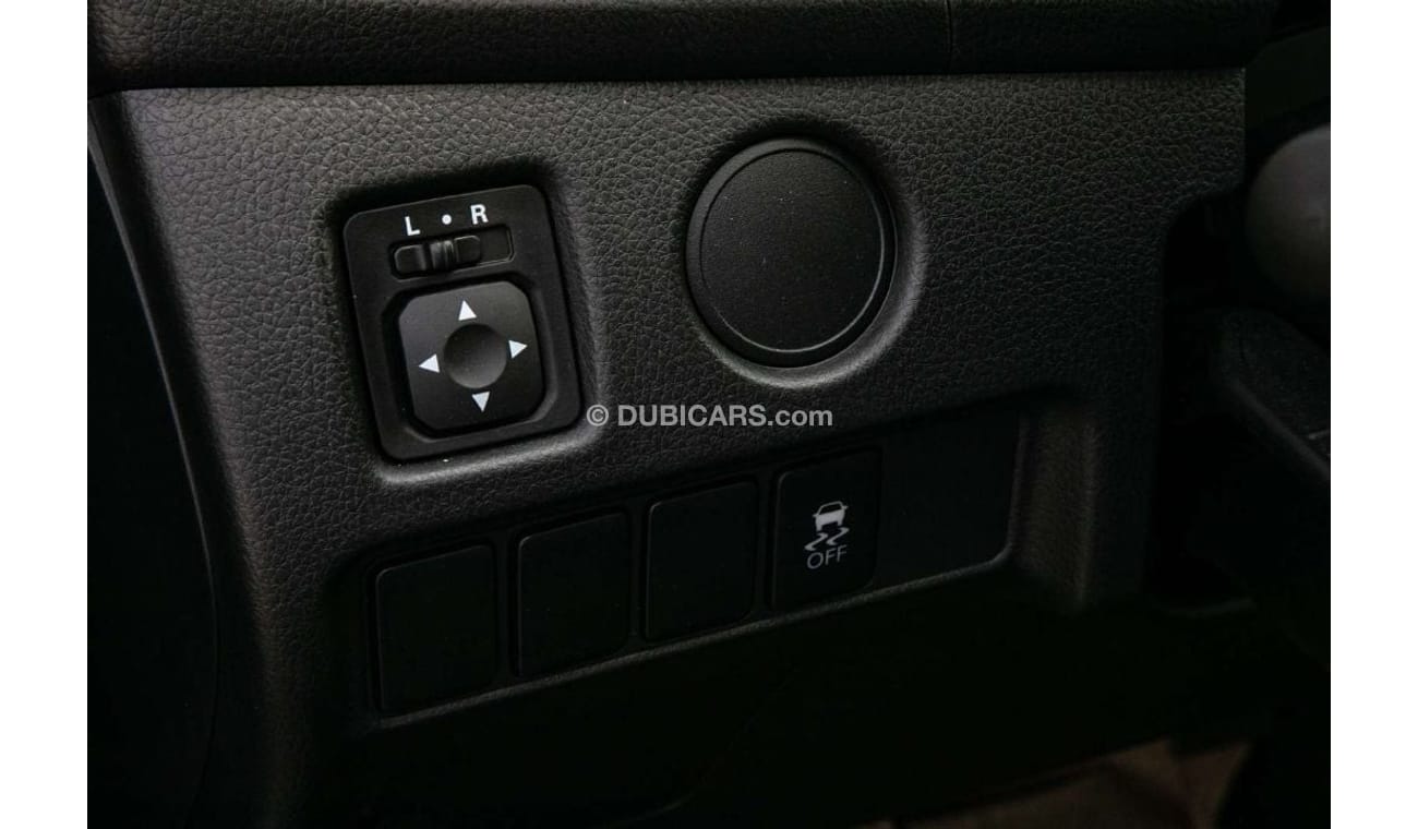 Mitsubishi L200 2023 Mitsubishi L200 Double Cab Petrol Manual