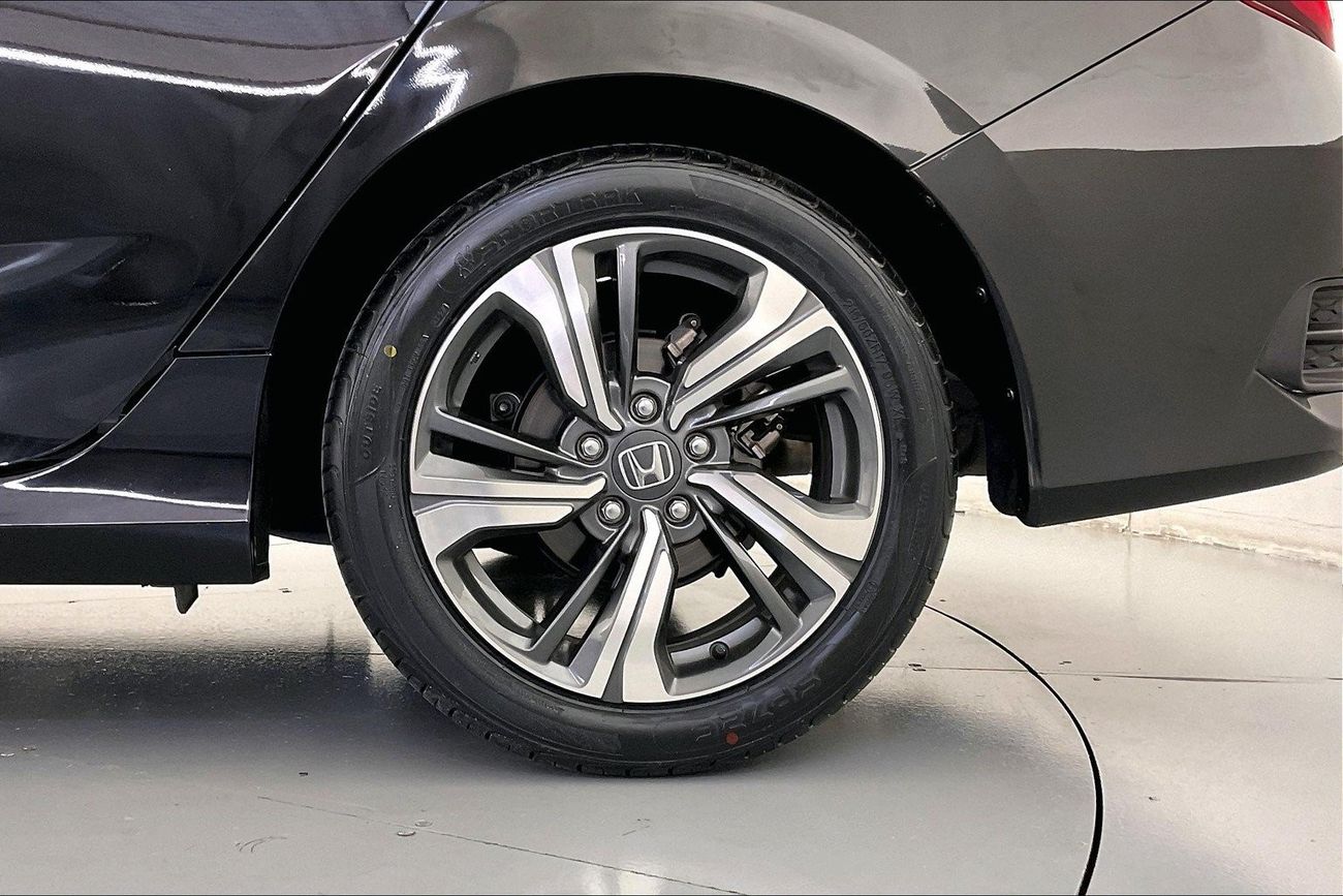 جيب جراند شيروكي Limited | عرض العيد الحصري | خالية من أضرار الفيضانات