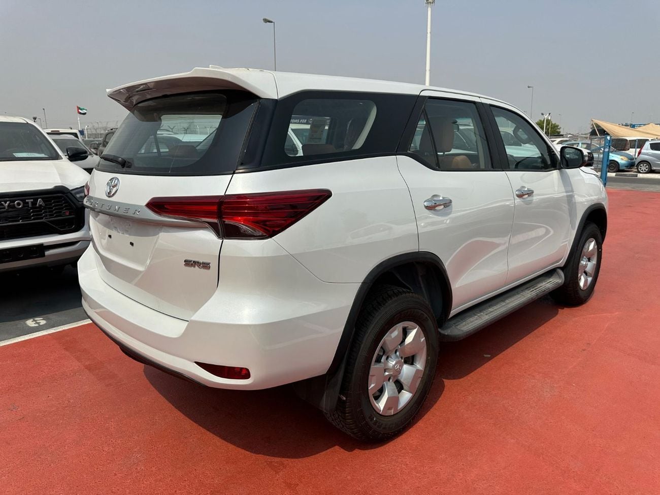 Toyota Fortuner EXR 2.7L (160 HP)