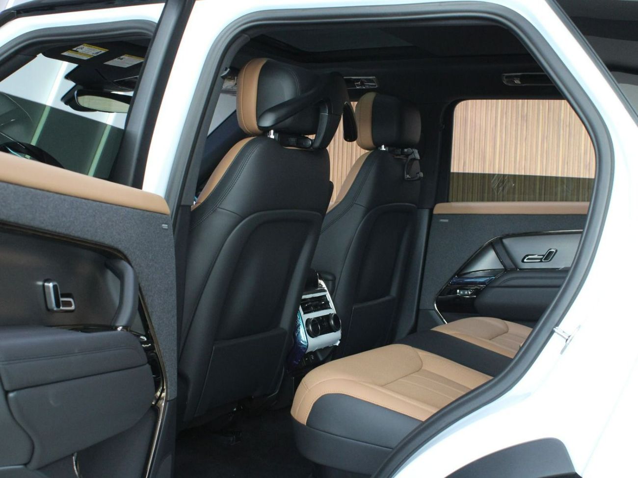 لاند روفر رينج روفر سبورت BRAND NEW!