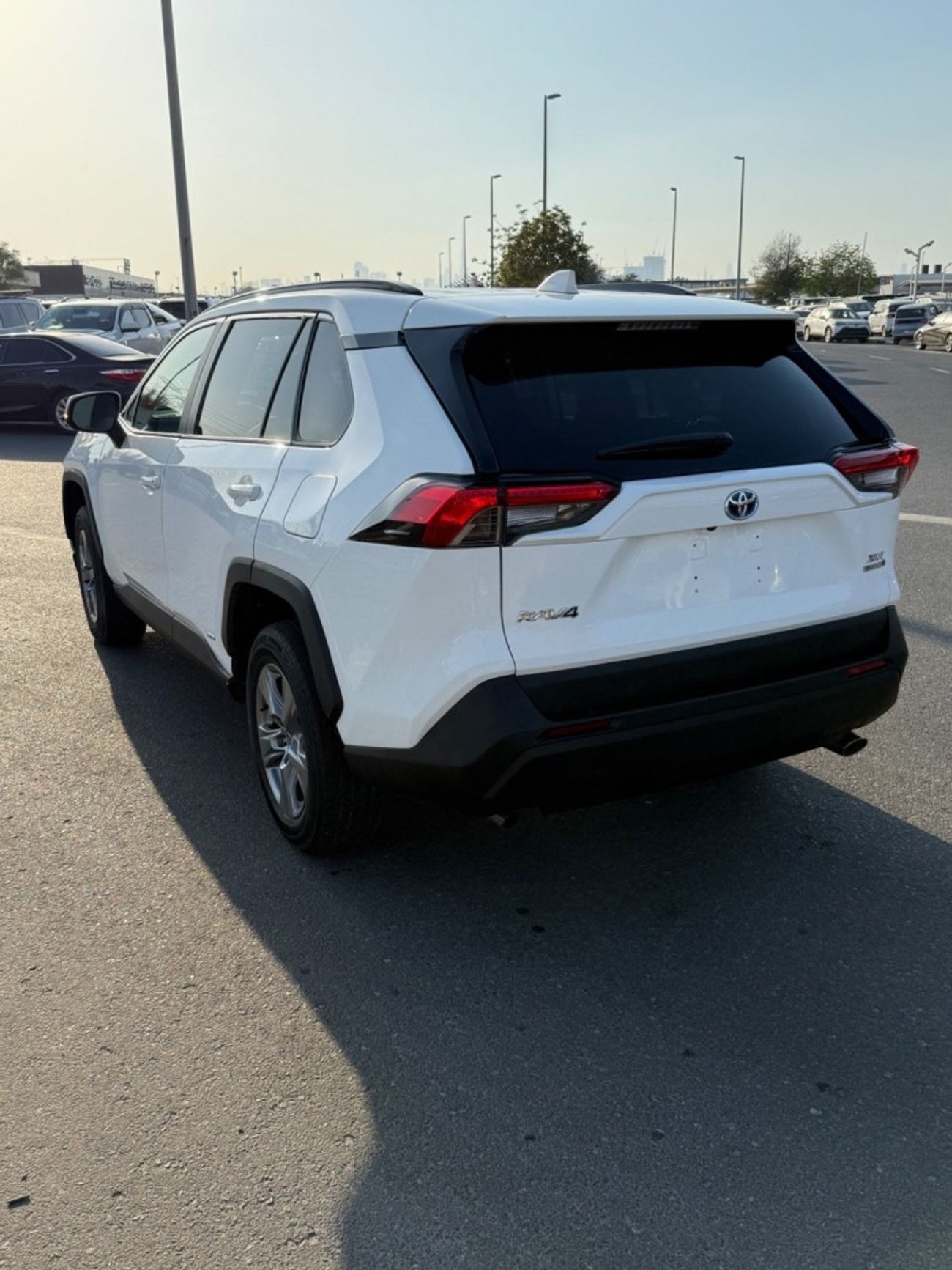 Toyota RAV4 RAV4 xle Hybrid 4x4