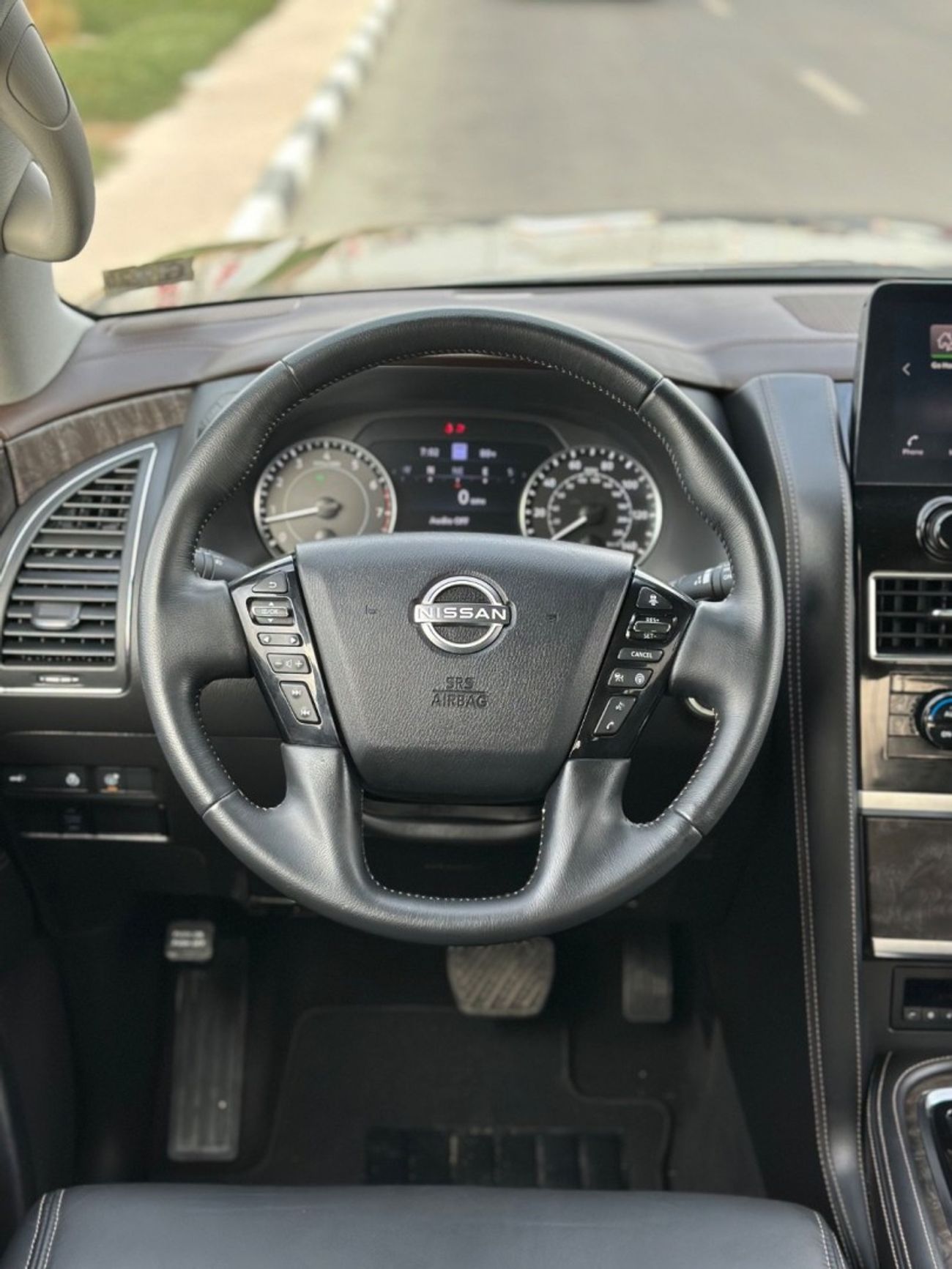 Nissan Armada Platinum Full Option