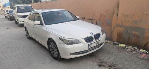 بي أم دبليو 525i