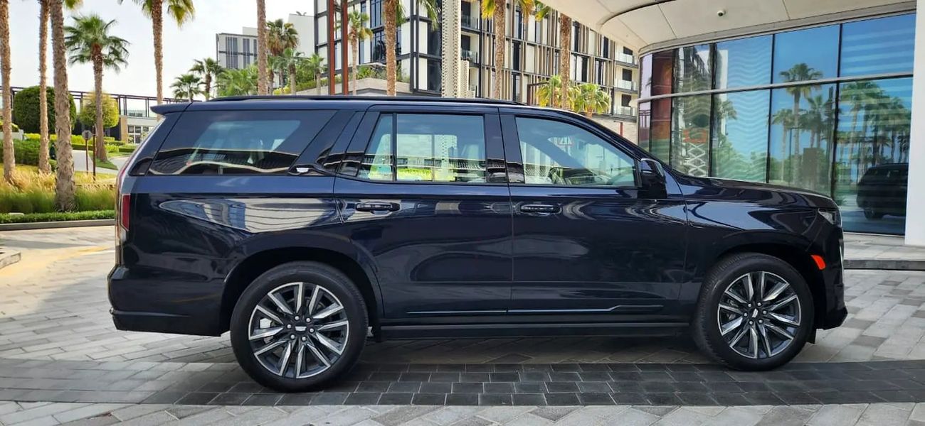 كاديلاك إسكالاد Platinum 600 Black Edition-Top of the Range-Excellent Conddition