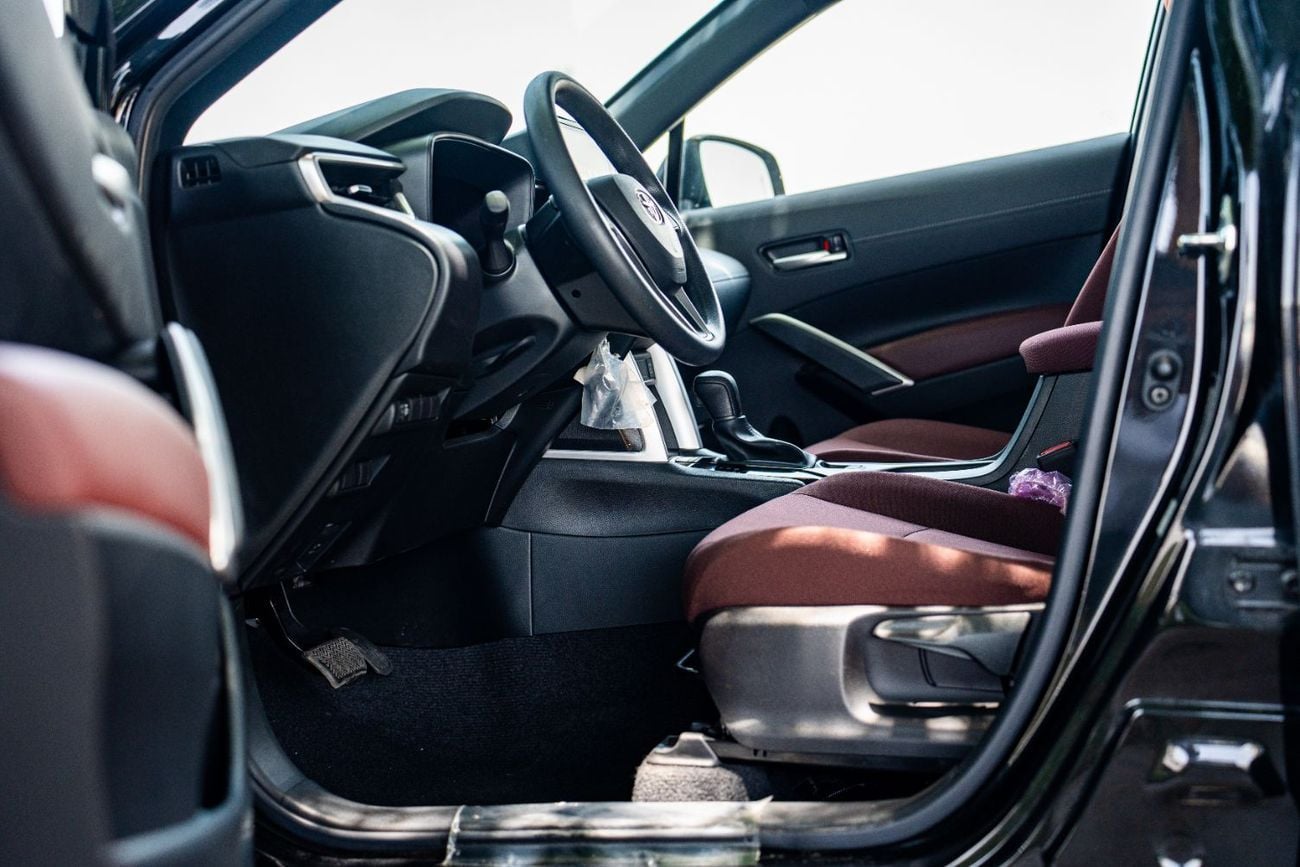 تويوتا كورولا كروس 1.8L COROLLA CROSS 2025 XL