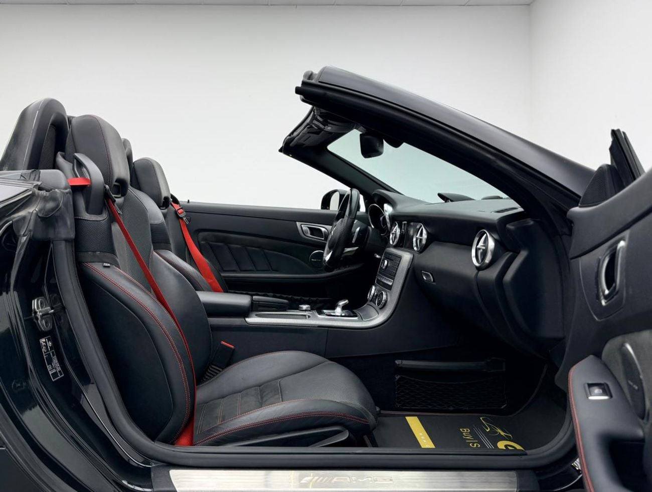 مرسيدس بنز SLC 43 AMG 2017 Mercedes SLC 43 AMG, Full Service History, Fully Loaded, Excellent Condition, Euro