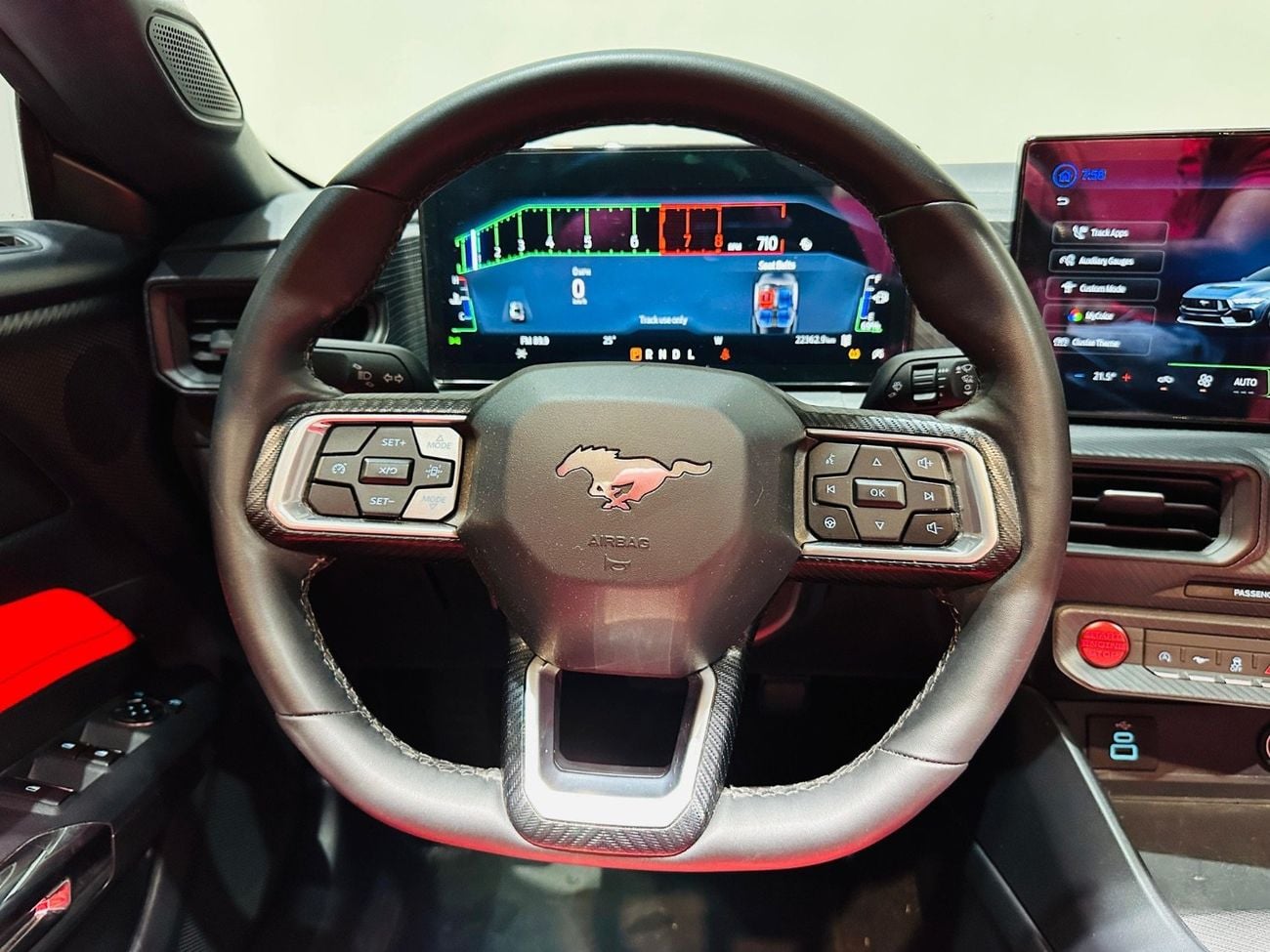 فورد موستانج EcoBoost 2.3L Convertible A/T