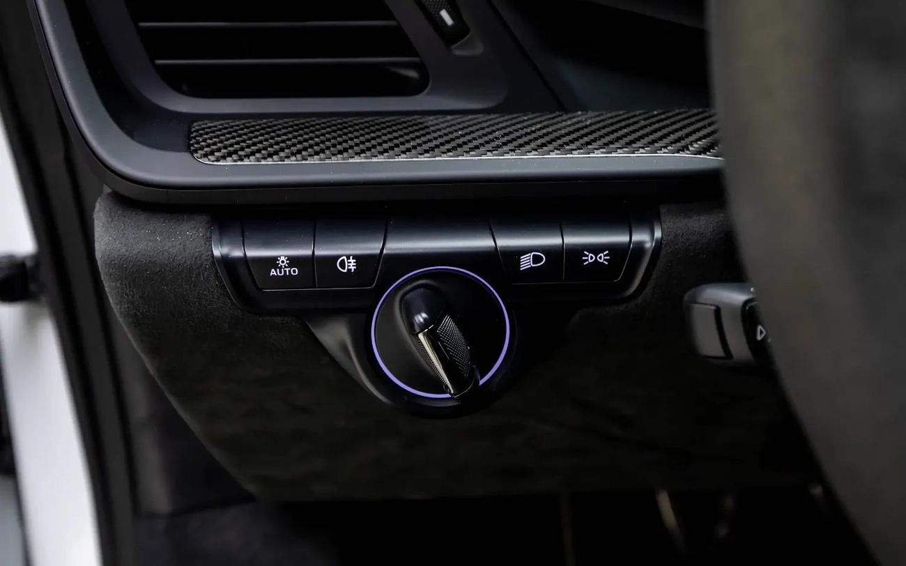 Porsche 911 GT3 Manual - GCC Spec