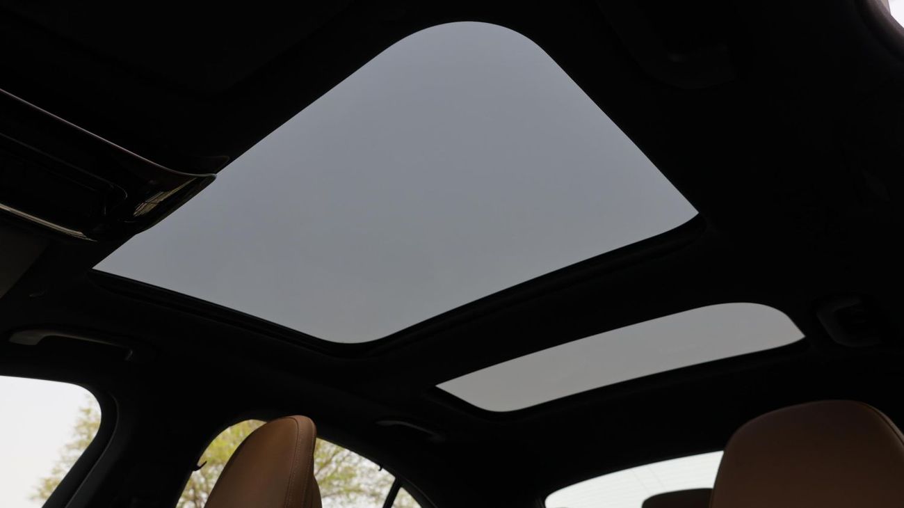 مرسيدس بنز E300 AMG EQ Boost 2.0T RWD 2026 GCC 0Km With 2 Years Unlimited Mileage Warranty @Official Dealer