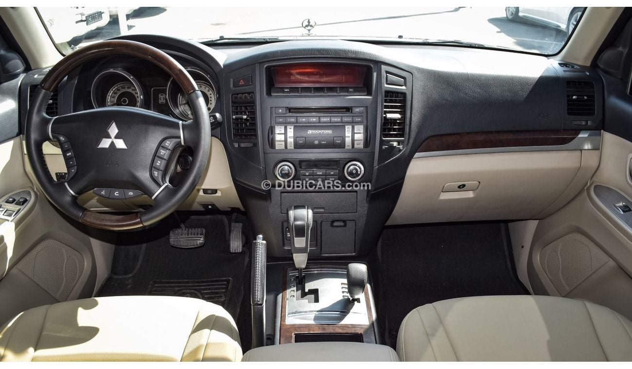 Toyota Fortuner SR5 4.0 V6