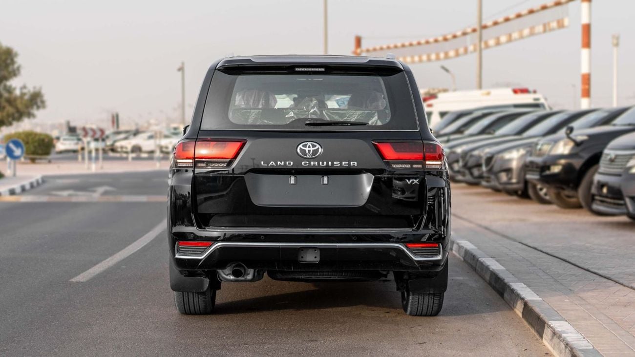 تويوتا لاند كروزر 2025 Toyota Land Cruiser VX 4.0L AT Petrol (Black-Red)