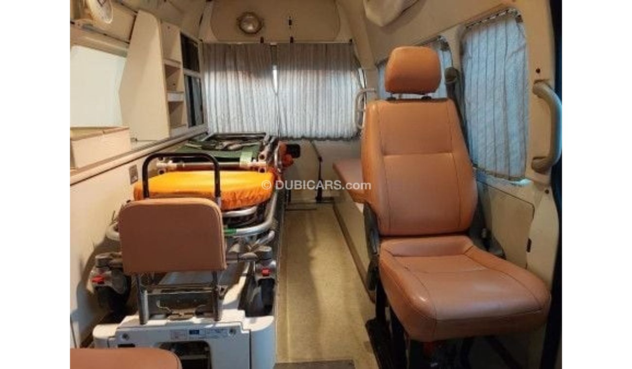 تويوتا هاياس TOYOTA HIACE VAN RIGHT HAND DRIVE(PM16273)