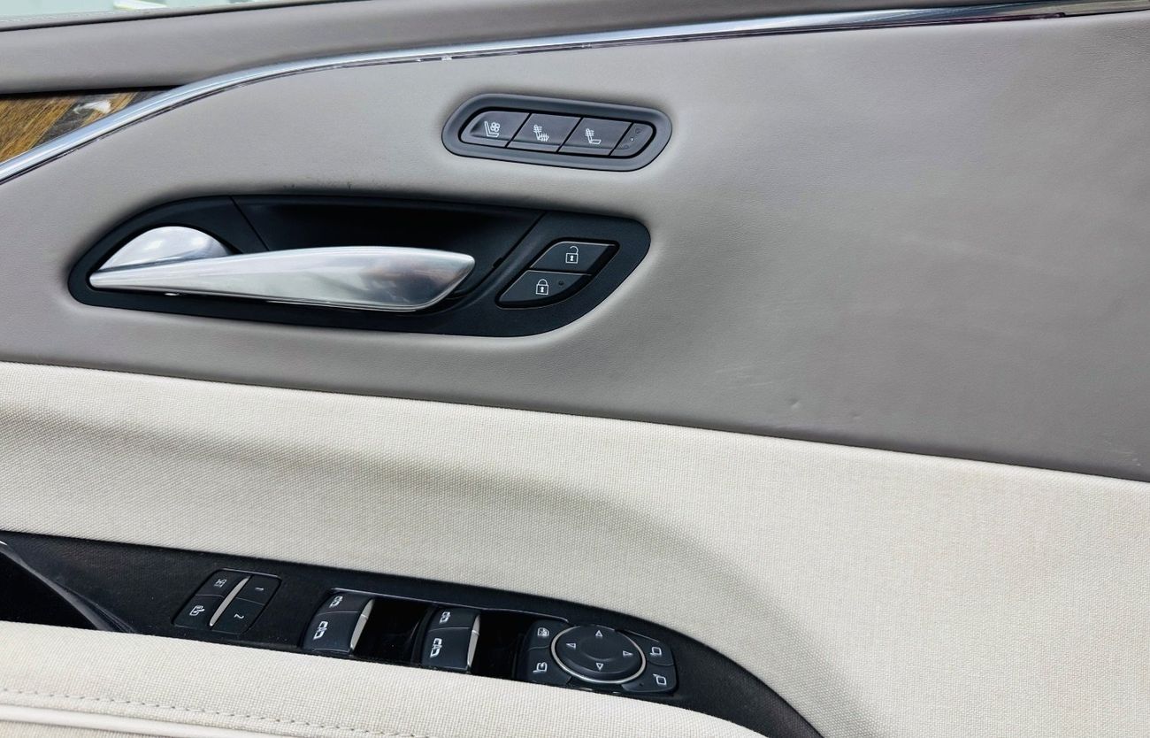 Cadillac Escalade Premium Luxury 6.2L 4WD