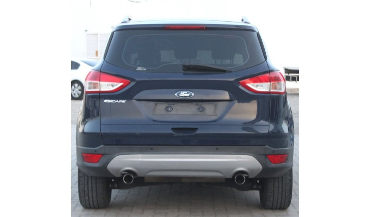 Ford Escape FORD ESCAPE 2015 GCC BLU EXCELLENT CONDITION WITHOUT  ACCIDENT