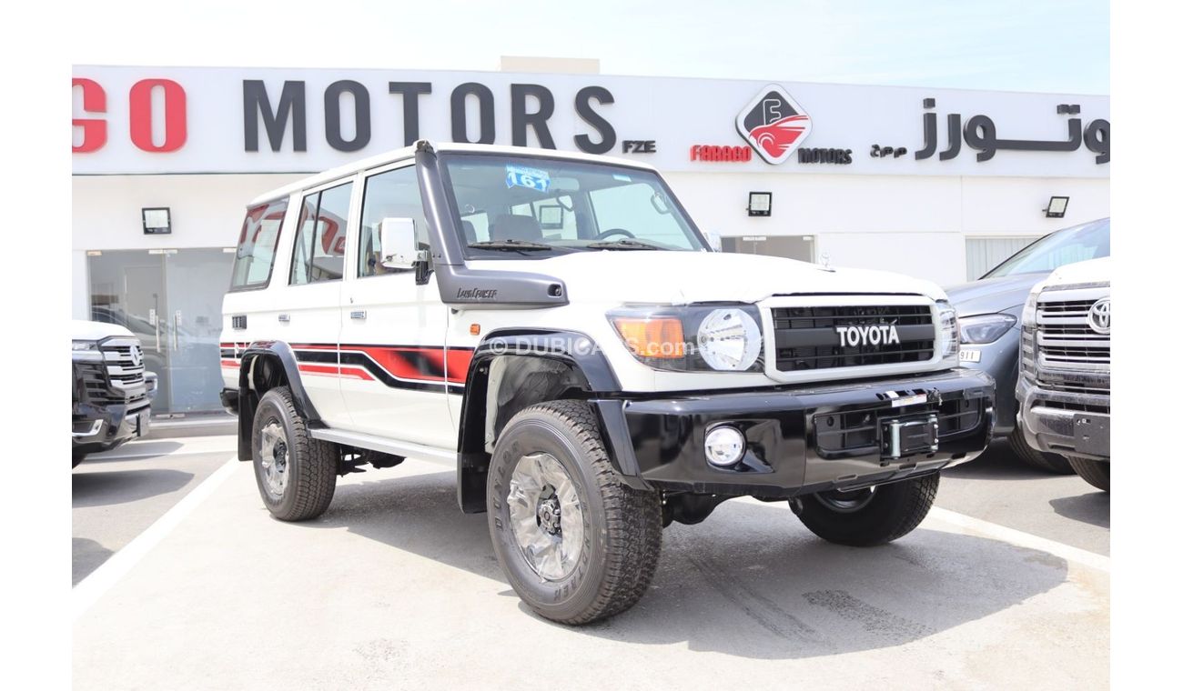تويوتا لاند كروزر 70 2023 LAND CRUISER GRJ 76 4.0 V6 70YH ANNIVERSARY 