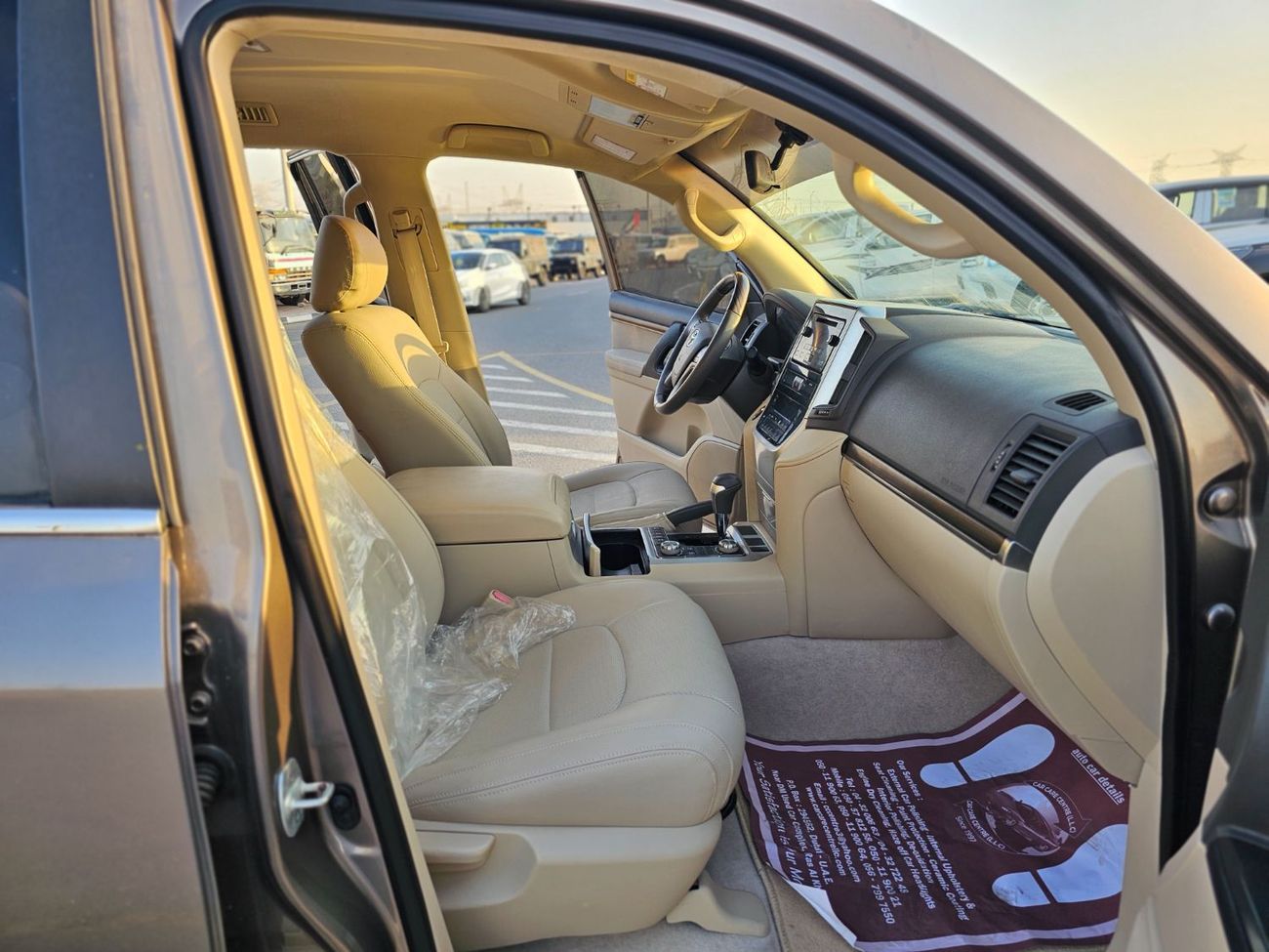 تويوتا لاند كروزر GXR 4.5L 1VD-FTV V8 Diesel Engine facelifted to 2025 model Automatic Gear 4WD 7 seater 5 Door
