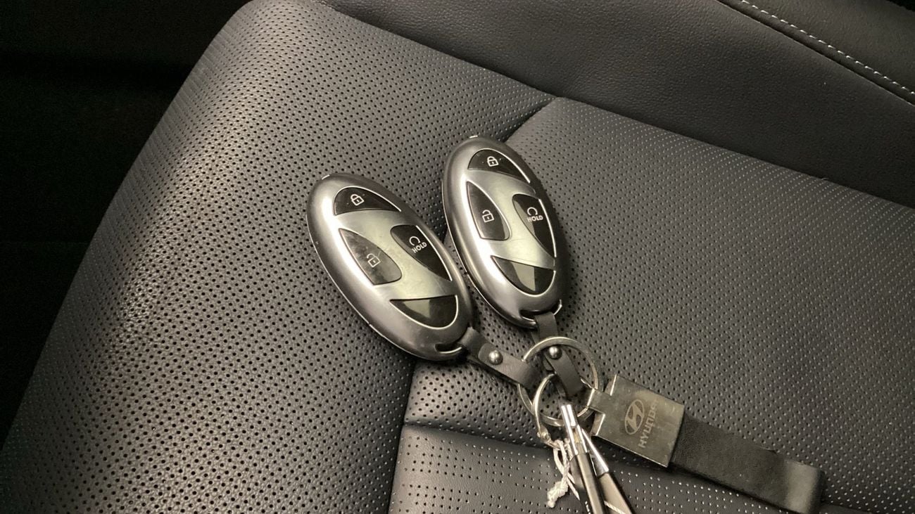 هيونداي سوناتا 2.5 AUTO PREMIUM PLUS | شامل الضمان | 0 ﺪﻔﻋﺓ ﺃﻮﻟﻯ