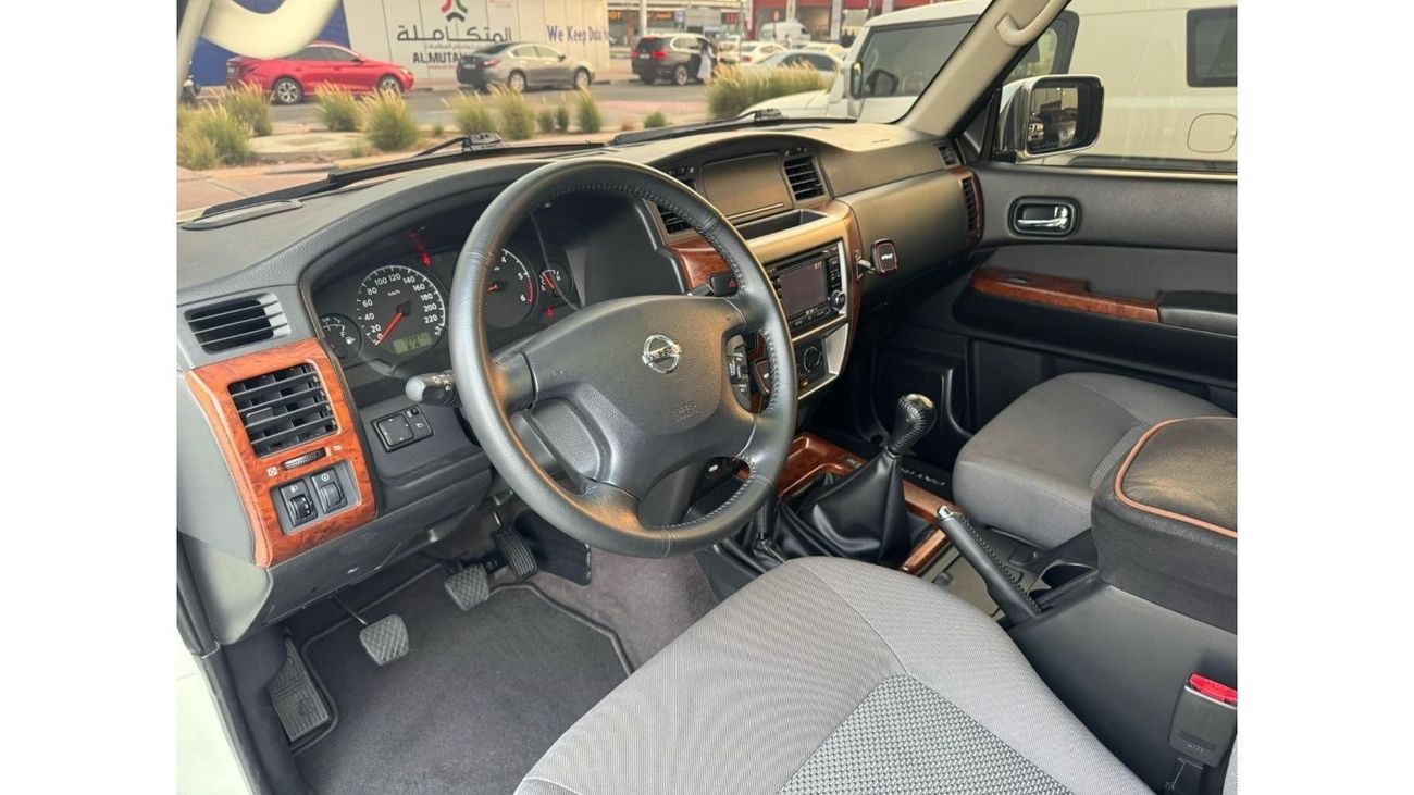 Nissan Patrol Super Safari GCC SPEC NEAT AND CLEAN