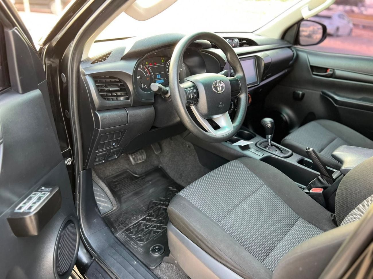 Toyota Hilux GL ADVENTURE