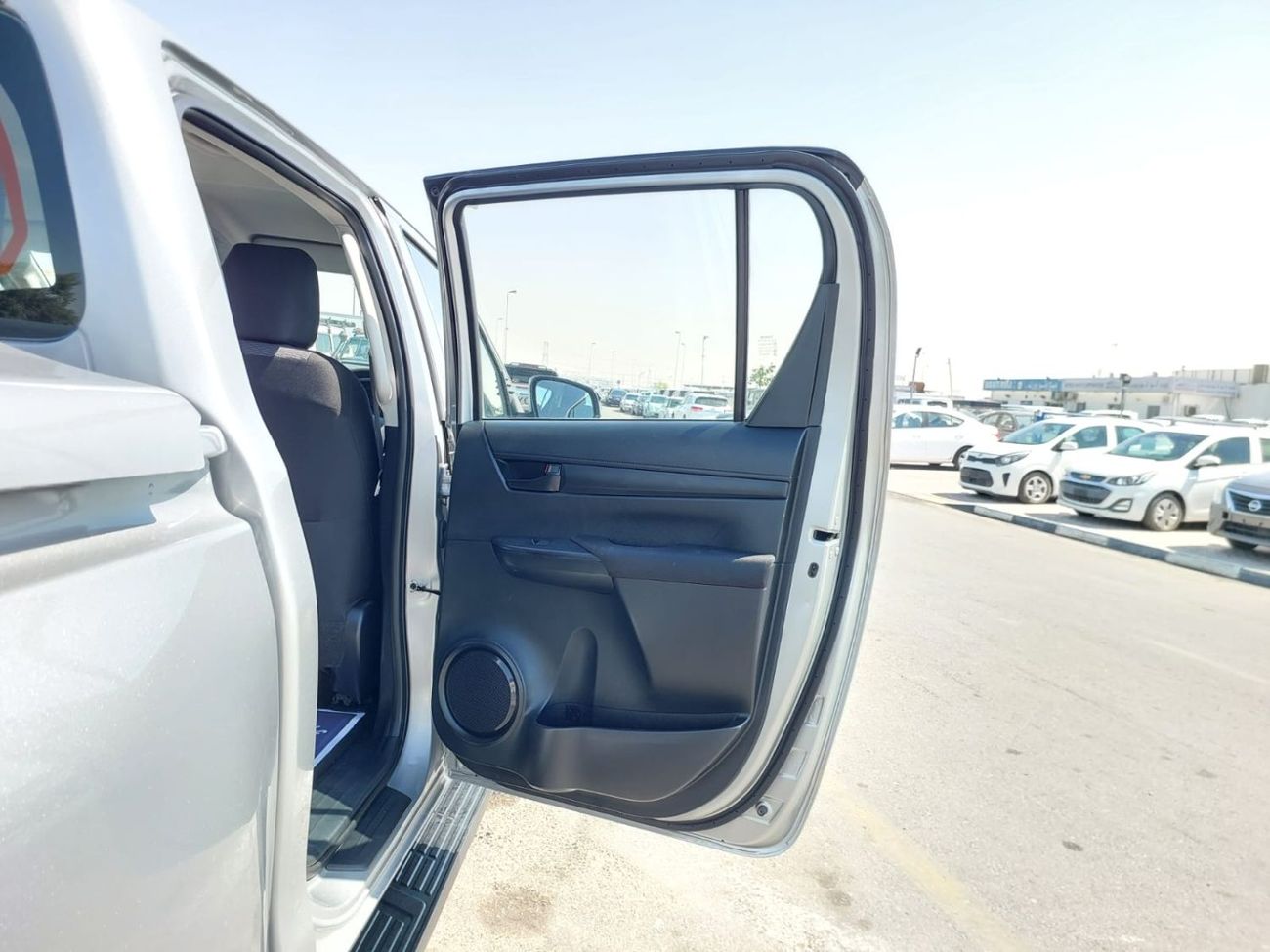 Toyota Hilux (RAMADAN OFFER) TOYOTA HILUX PICKUP RHD 2023 MODEL 2.4 L DIESEL MANUAL(PM52405)