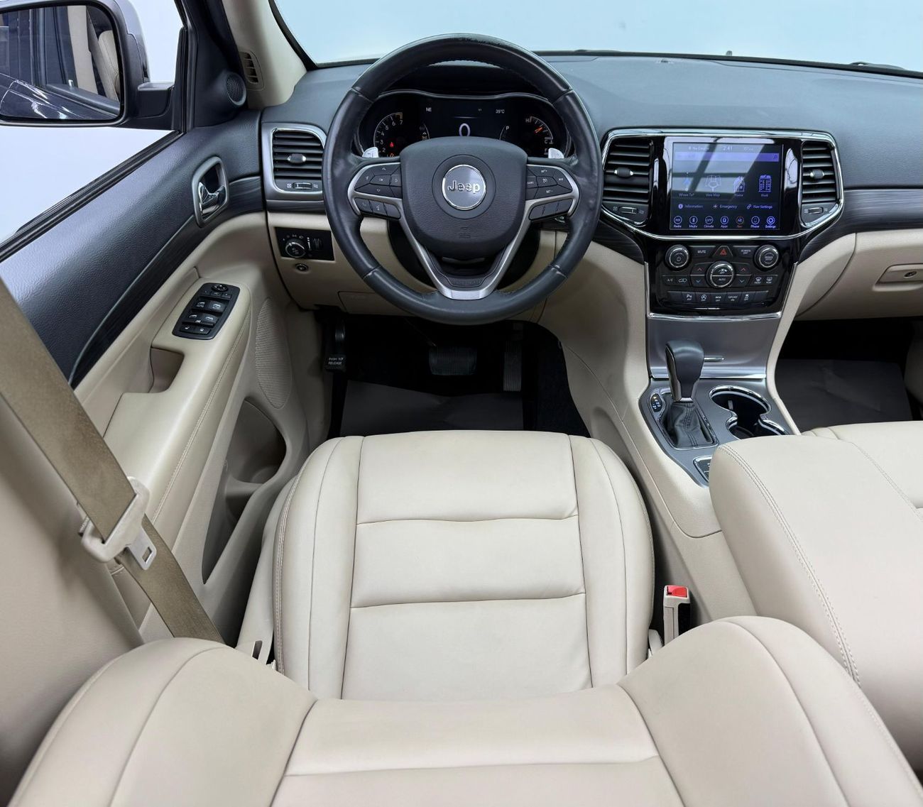 Jeep Grand Cherokee Overland 5.7L (360 HP) 2019 Jeep Grand Cherokee Overland, Warranty, Full Service History, Excellent