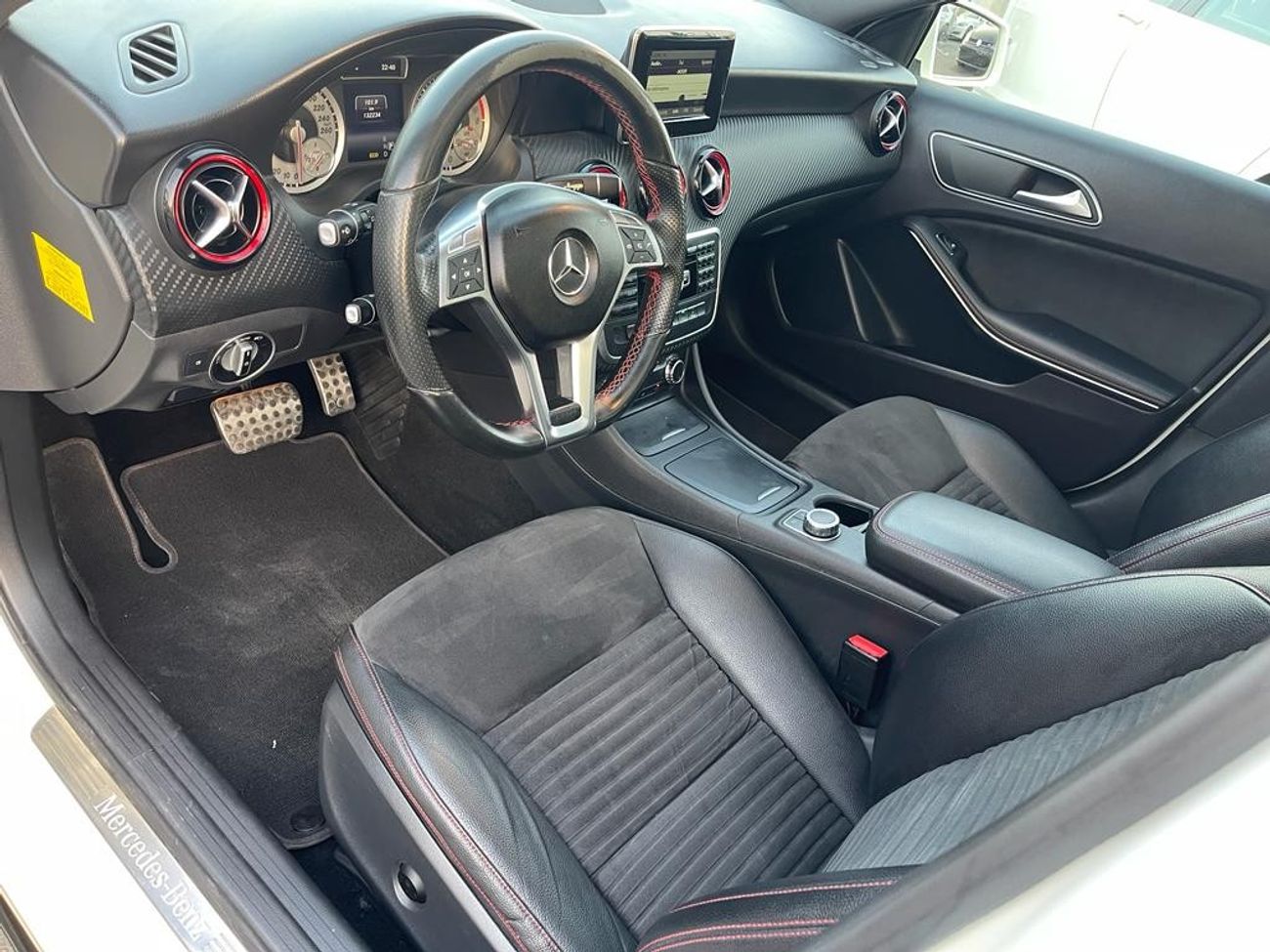 Mercedes-Benz A 250 Sport AMG Mercedes A250 kit AMG _GCC_2015_Excellent Condition _Full option