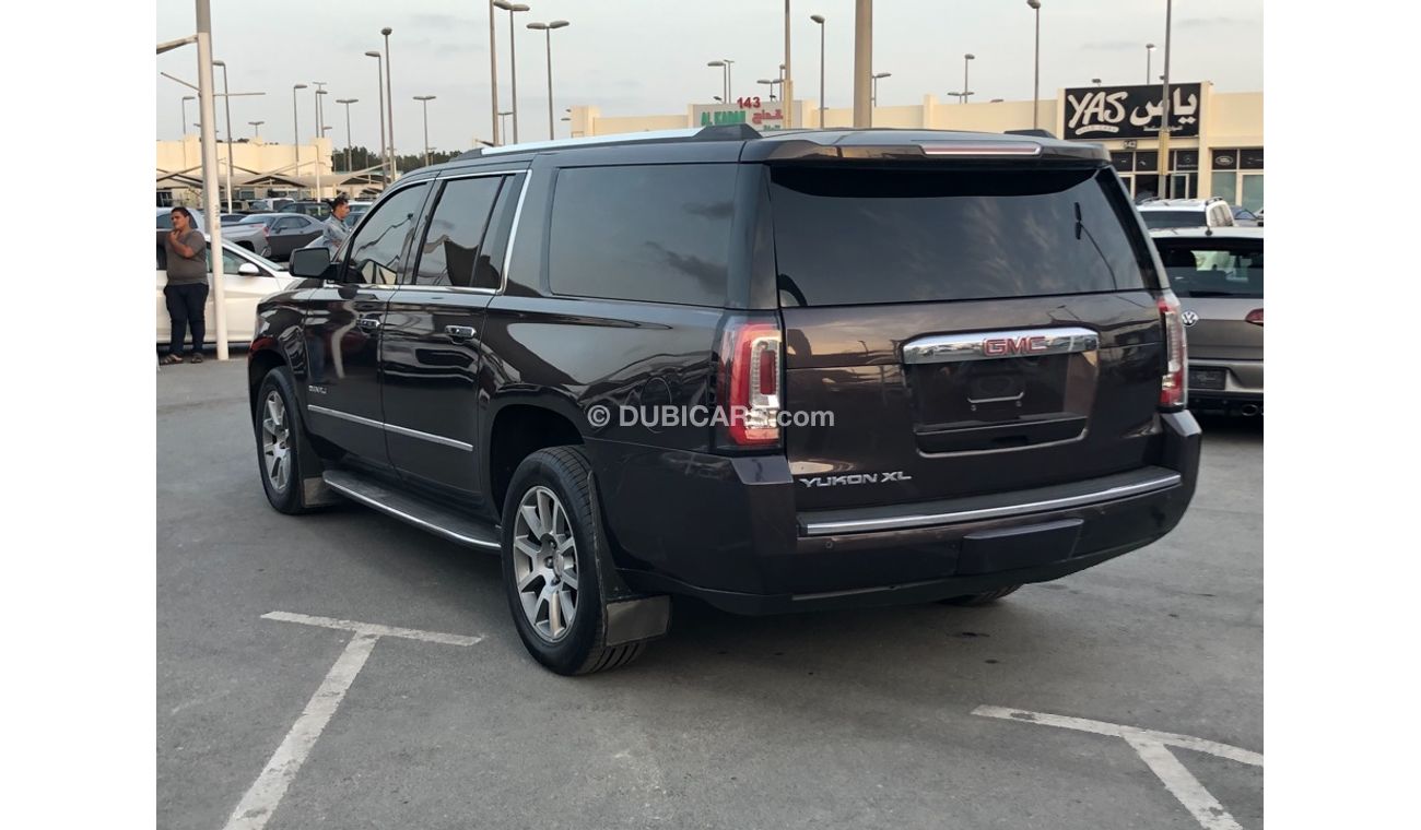 جي أم سي يوكون موديل 2015 فل مواصفات كراسي جلد ومثبت سرعه وتحكم كهربي كامل ونظام صوت ممتاز وكاميرا خلفيه ومدخل اسطو