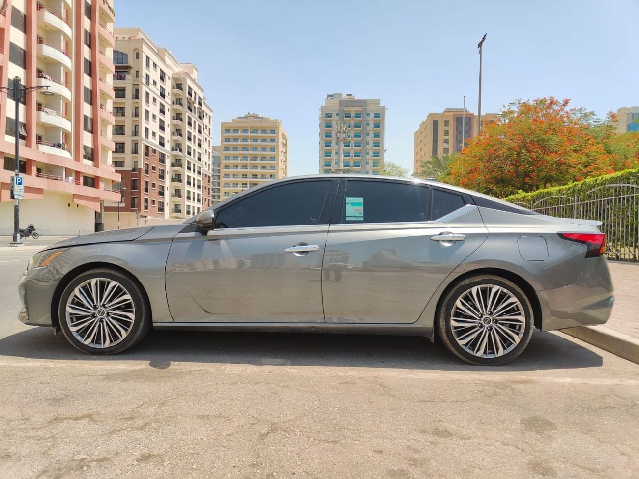 Nissan Altima SV