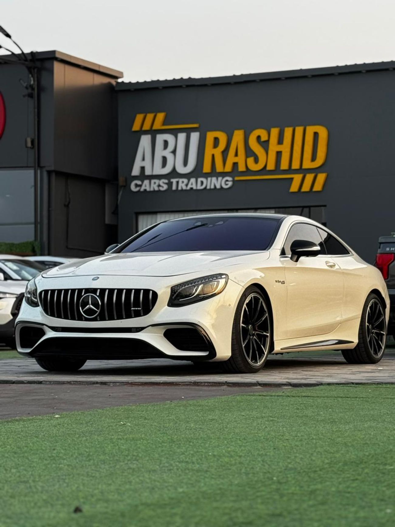 مرسيدس بنز S 63 AMG Std 5.5L