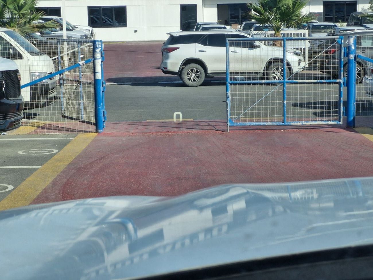 شيفروليه تاهو (VAT 5% INCLUDED) CHEVROLET TAHOE HIGH COUNTRY 6.2L V8 PETROL BRAND NEW 0KM