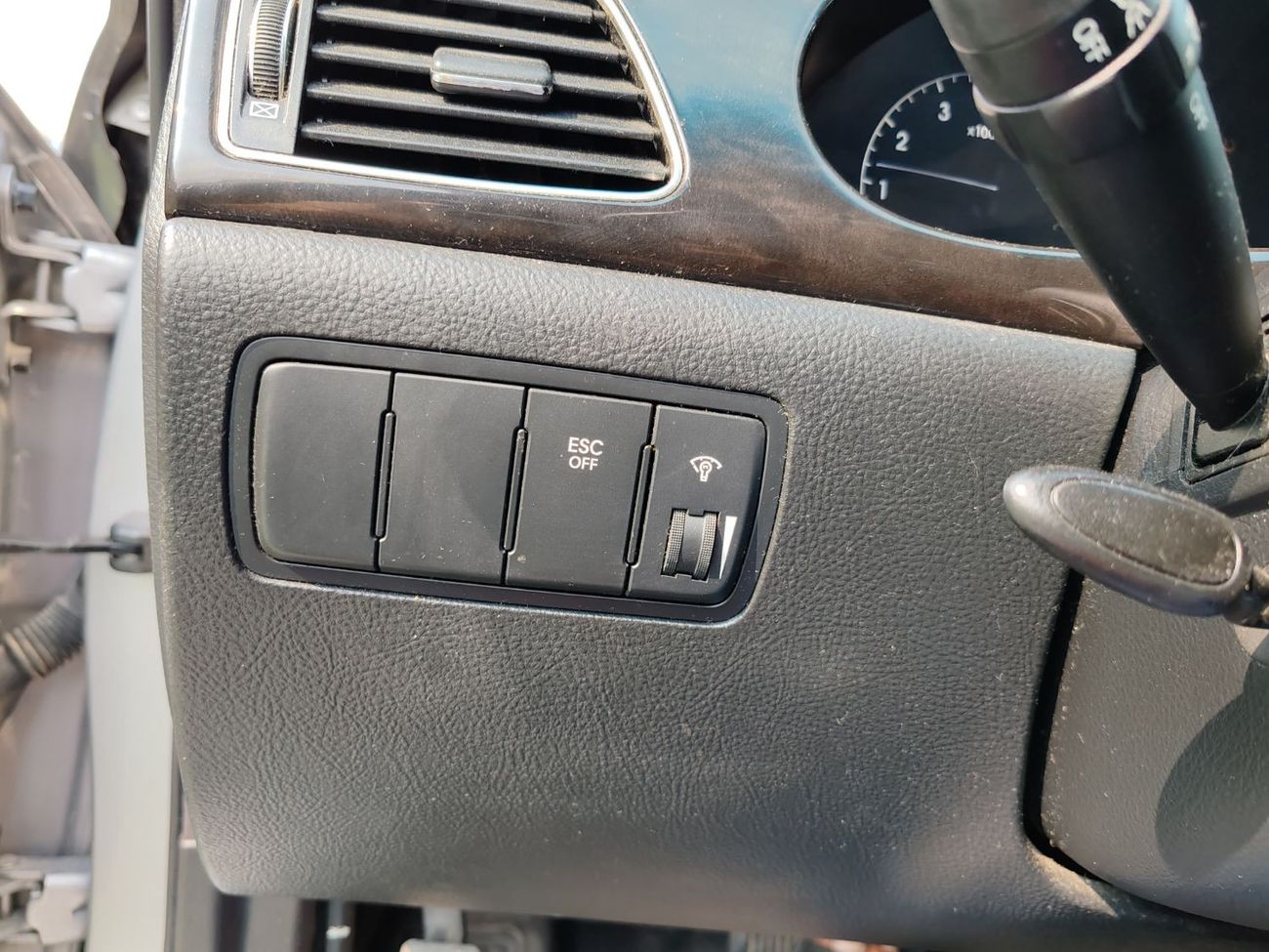 Genesis G80 Warranty one year