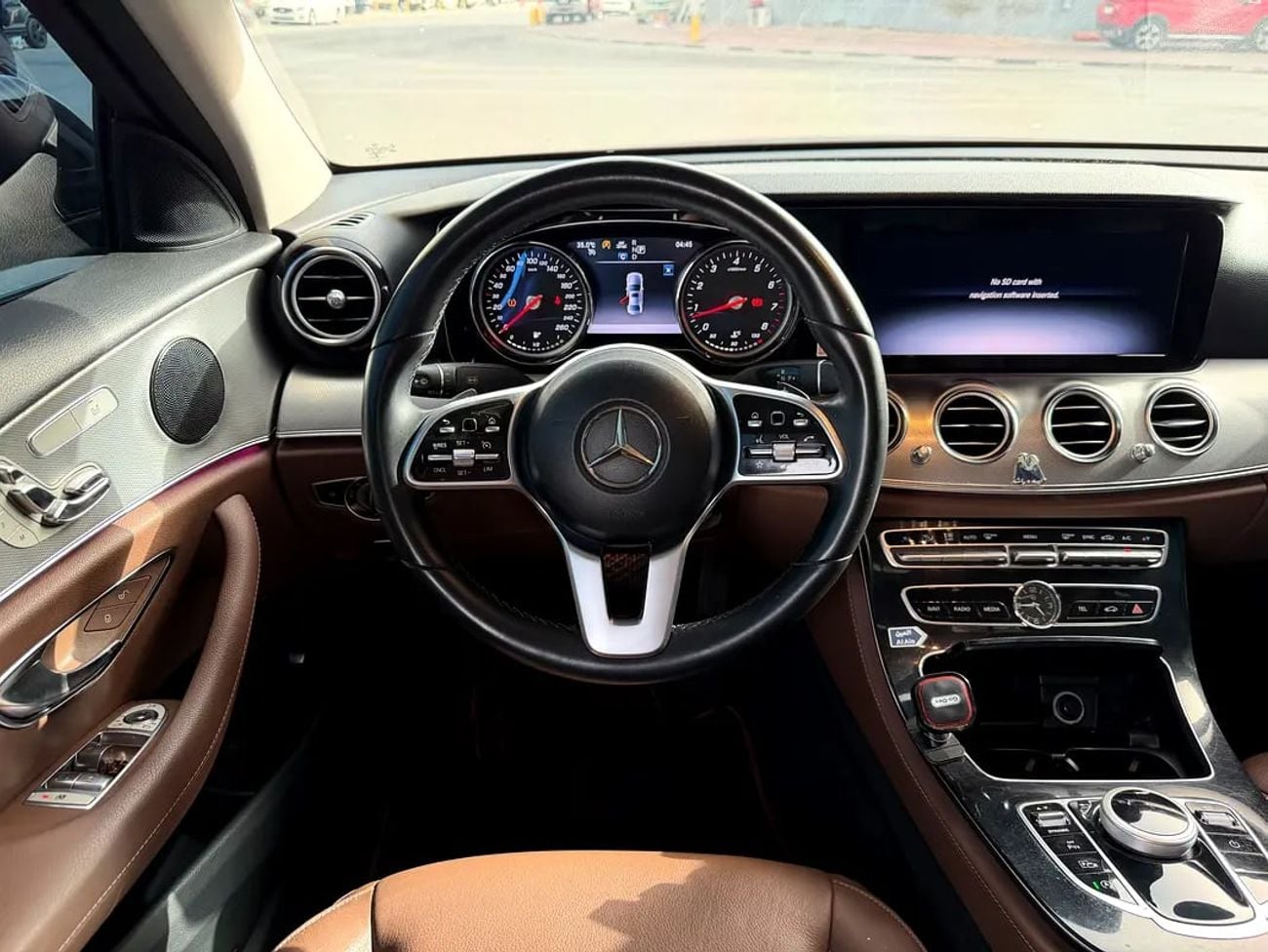 مرسيدس بنز E200 WARRANTY* E 200 Exclusive GCC Specs