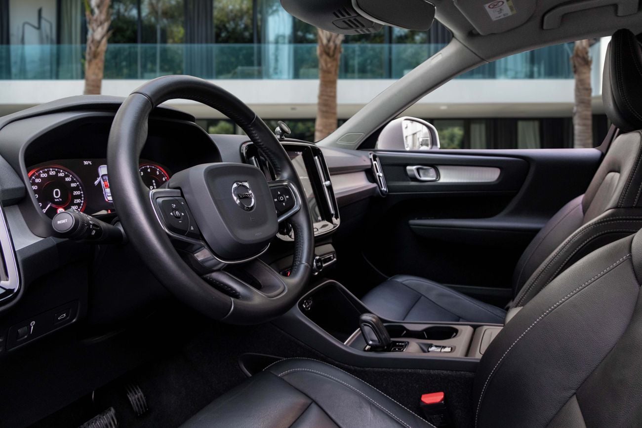 Volvo XC40 MOMENTUM XC40 | 1,371 P.M | 0% Downpayment | WELL MAINTAINED | AGENCY HISTORY!