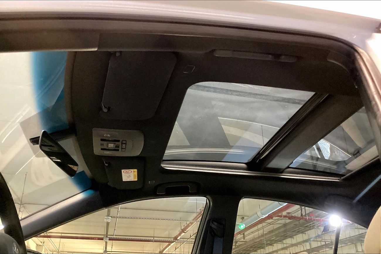 Toyota Camry XLE | upto AED 20,000 Ramadan Discount | Guaranteed Warranty | 0 Down Payment