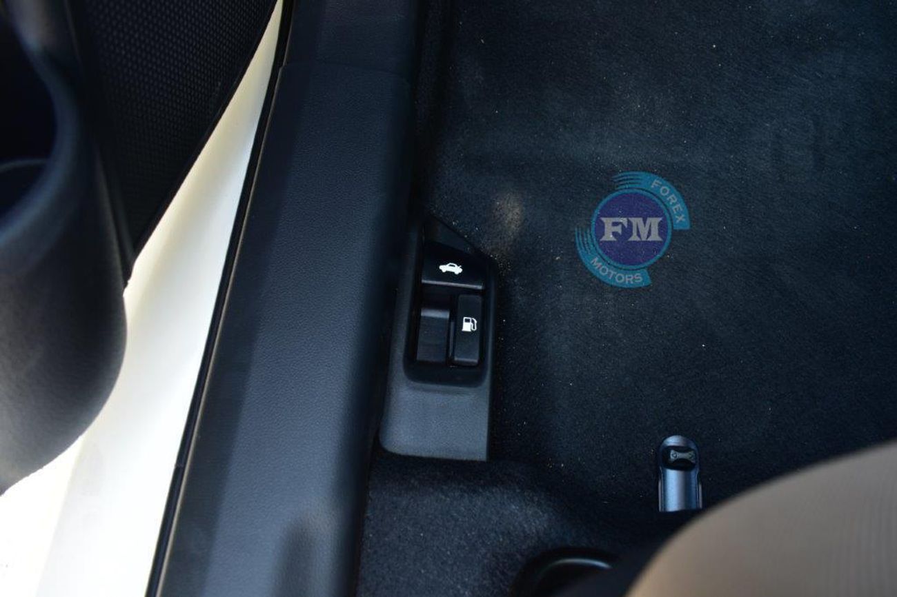 تويوتا يارس 1.5L Automatic