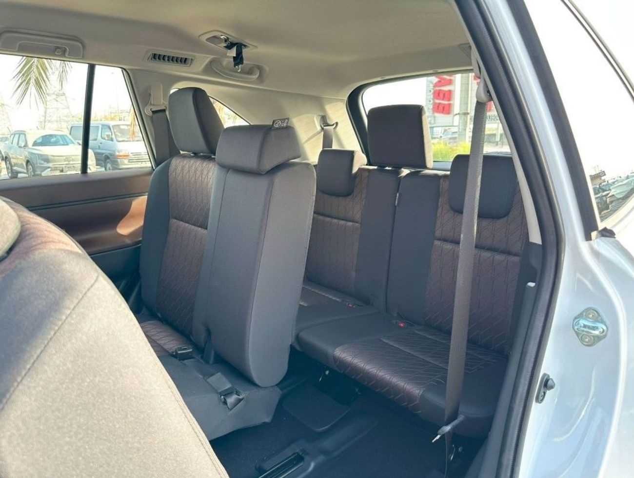 تويوتا إينوفا Toyota Innova 2.0L, FWD Petrol-2.0 L. 2024