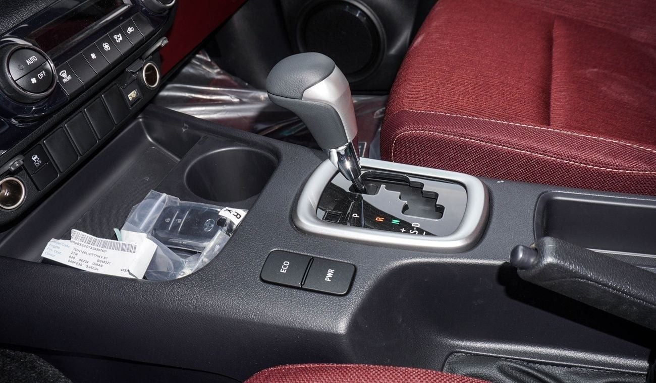 تويوتا هيلوكس GLX-S SR5 2.7L