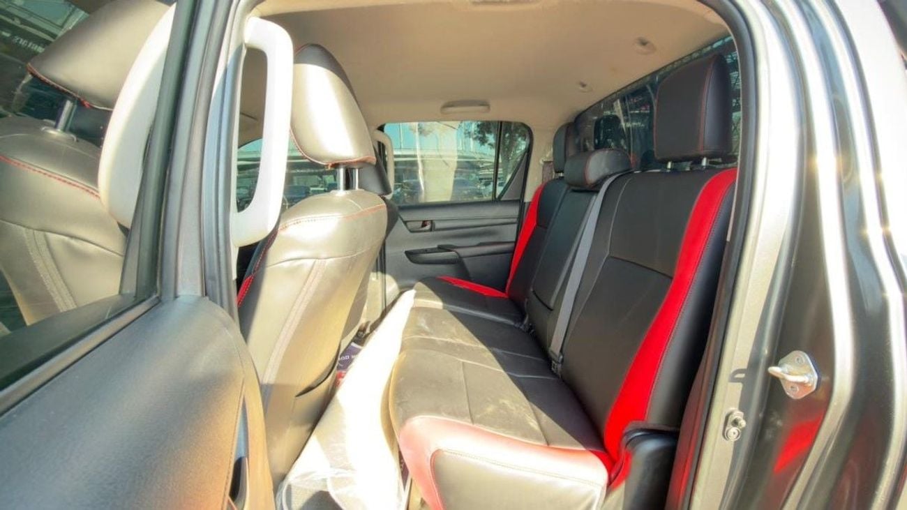 Toyota Hilux FRONT BUMPER | 4X4 SPORTS BAR | LEATHER SEATS | AUTO | 2.8L DIESEL | POWER SEATS