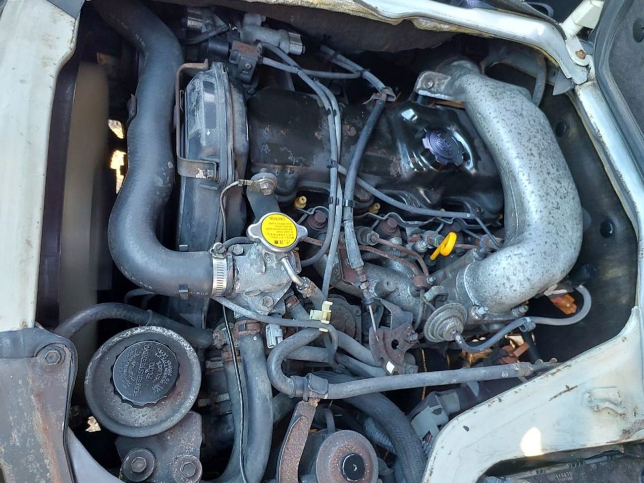 Toyota Hiace TOYOTA HIACE COMMUTER VAN RHD 2002 MODEL 3.0 L DIESEL AUTOMATIC(PM12553)