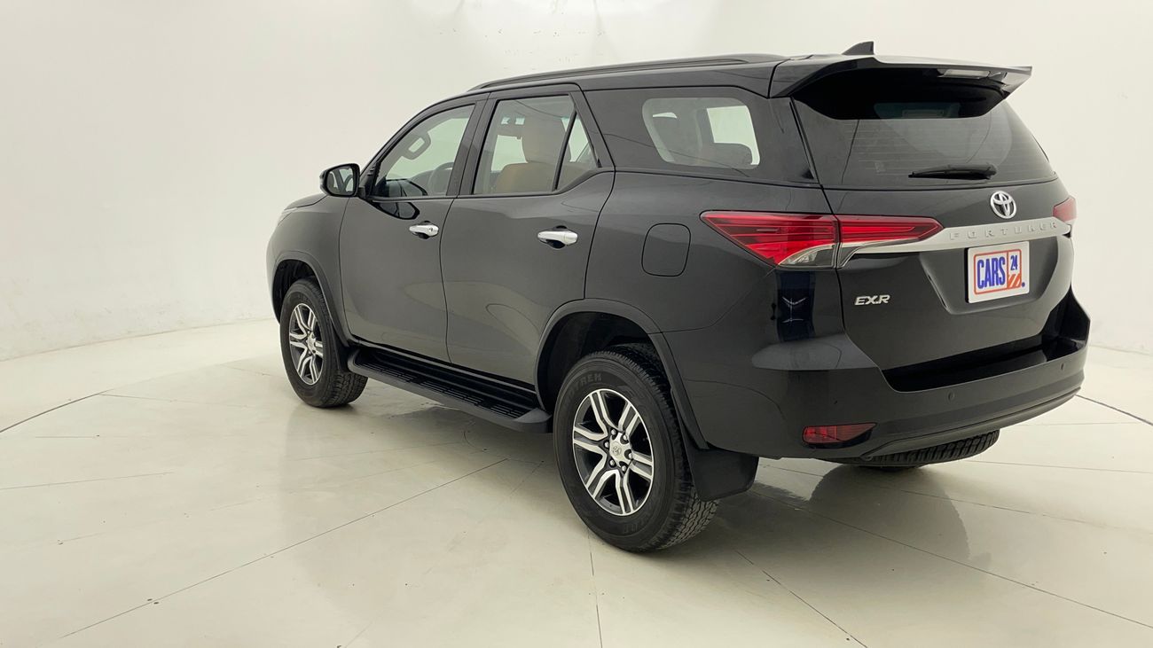 تويوتا فورتونر EXR 2.7 | بدون دفعة مقدمة | اختبار القيادة في المنزل