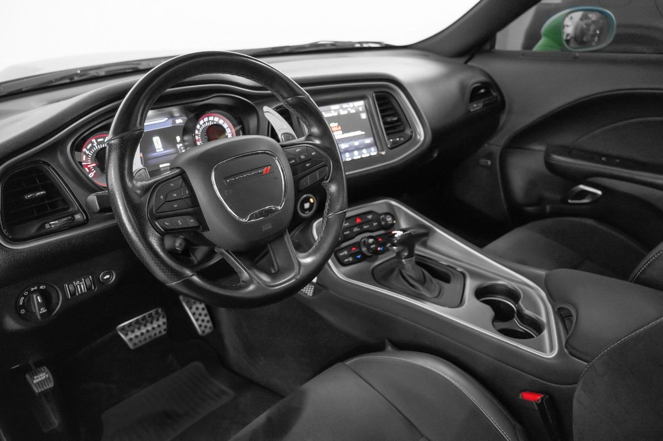 Dodge Challenger R/T Shaker 5.7L (372 HP)